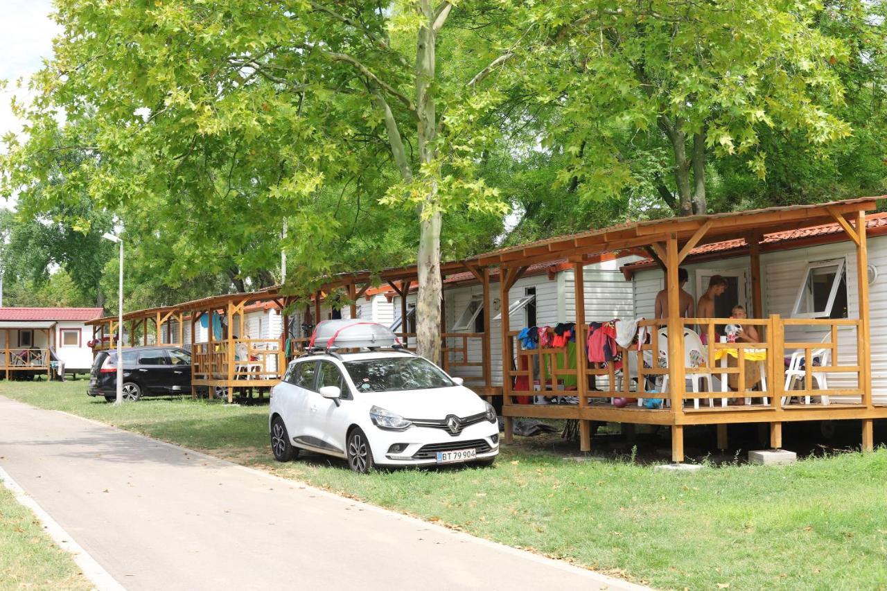 Balatontourist Fuered Camping & Bungalows Balatonfüred Екстериор снимка